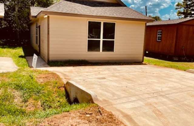 NEW 3 BEDROOM 2 BATH LEASE HOME IN WILLIS photos photos