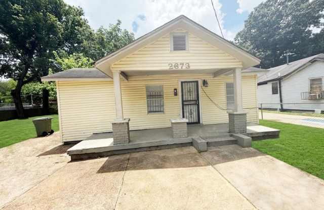 Reduced rent ~ Charming 3BR Memphis Home with Bright Living Space & Backyard Retreat photos photos