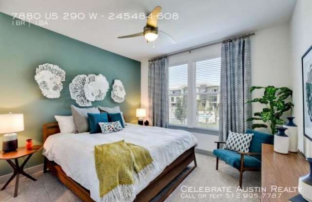 7880 US 290 W Gallery 4
