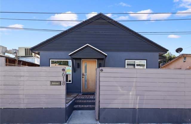 618 E Buckthorn Street photos photos