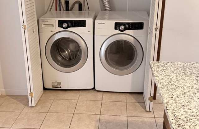 1702 wrights way photos photos