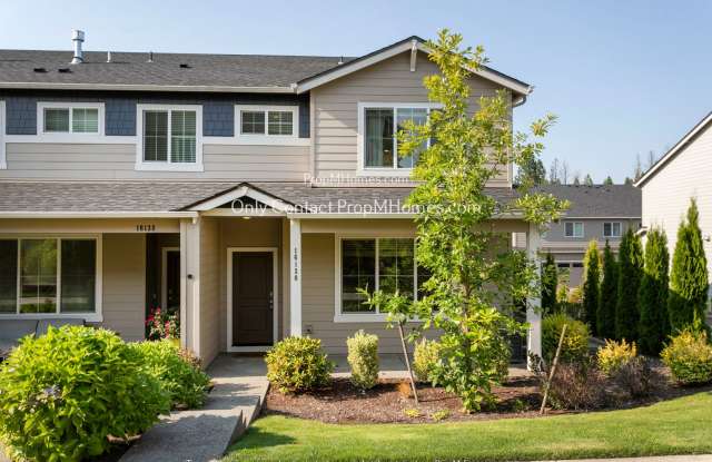 End-Unit Elegance: Charming Townhome in North Bethany! photos photos