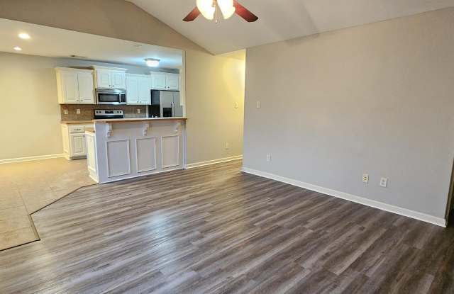 142 Weathering Drive Gallery 3