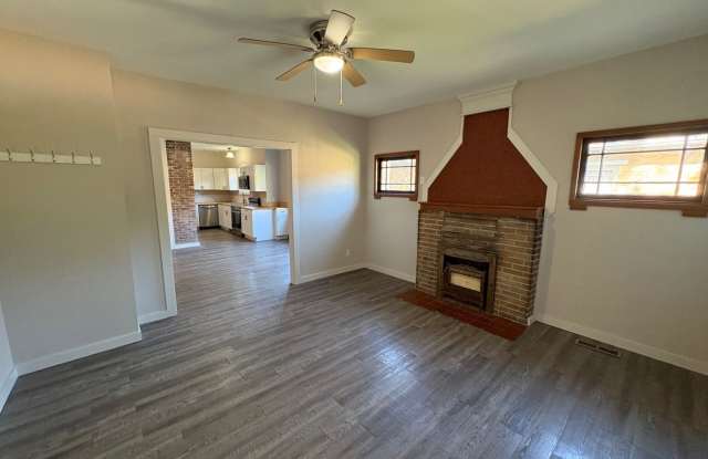 Charm, location and a great price ! Do not pass this up Gallery 4