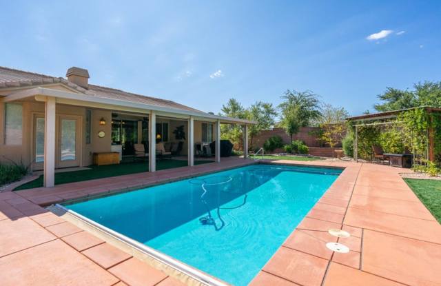 Home with Private Pool photos photos Home with Private Pool photos photos