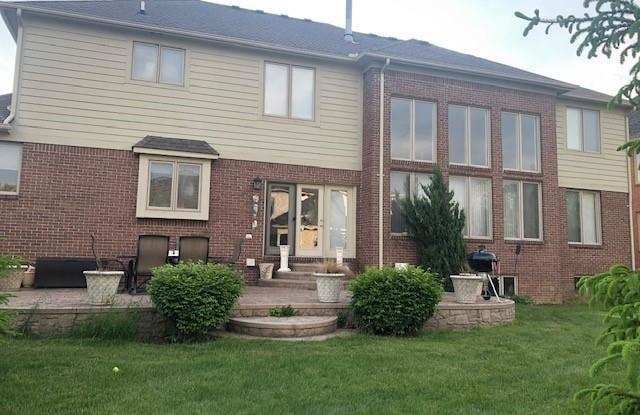6888 DAKOTA Drive Gallery 3
