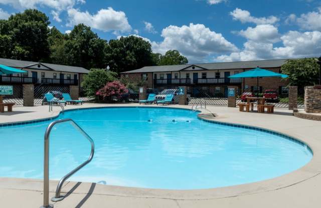 Axis on Beltline photos photos