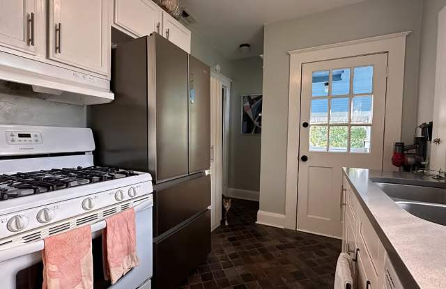 1709 Bellevue Avenue Gallery 3