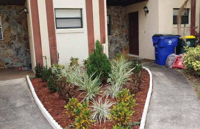 3731 Edgewater Dr photos photos