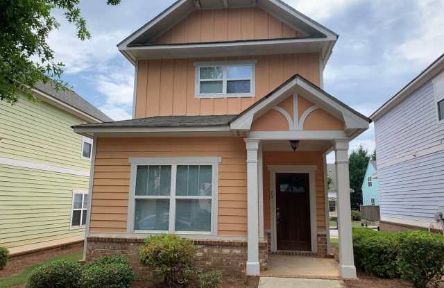 PRE-LEASING FOR FALL 2026! photos photos