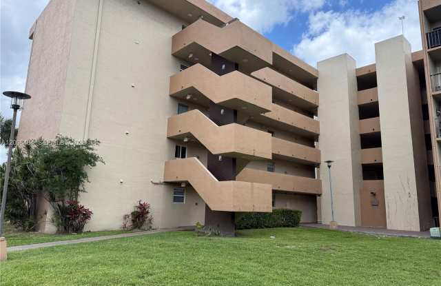 9140 Fontainebleau Blvd photos photos