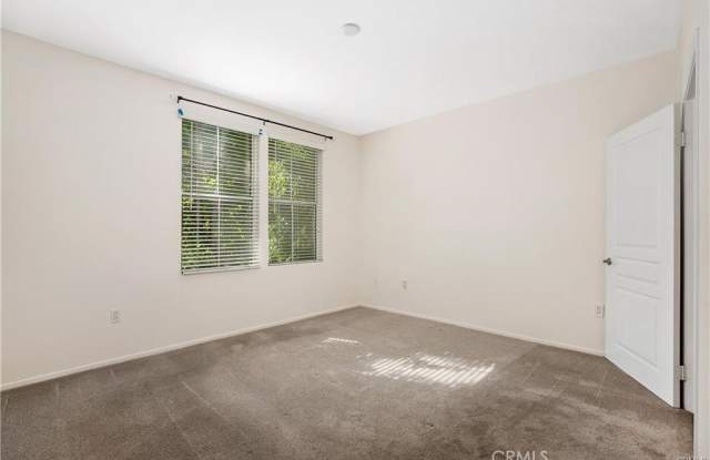 3223 Watermarke Place Gallery 3