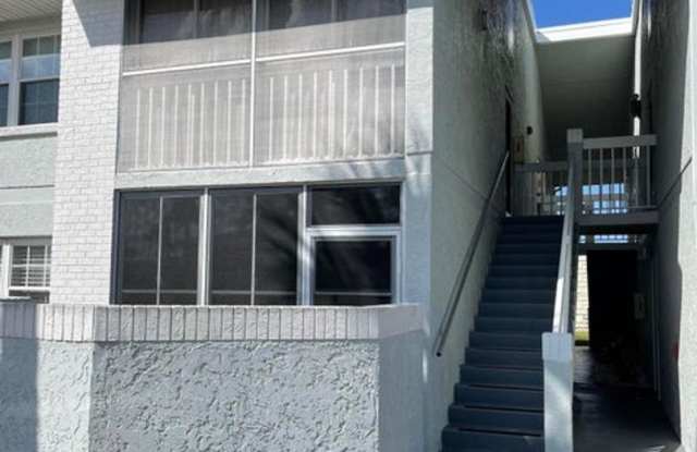 Centrally located condo in great community photos photos