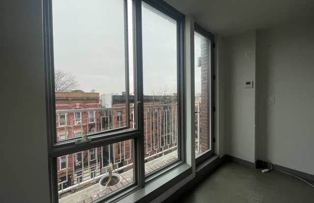 410 Tompkins Avenue Gallery 2