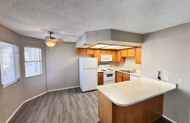 1400 Cinder Rock Dr photos photos