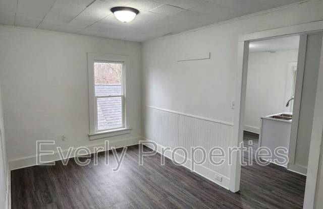 1664 N Wisconsin St photos photos