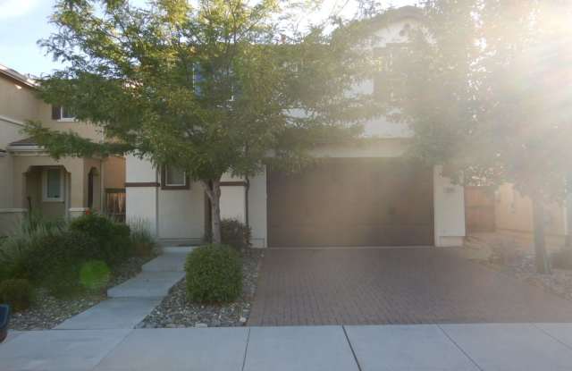 Cute as a button in Double Diamond Ranch! photos photos