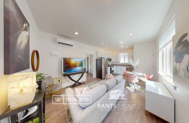 Fully Furnished, Modern 1 Bed Corporate unit in Trestlewood – Where Comfort Meets Community! photos photos