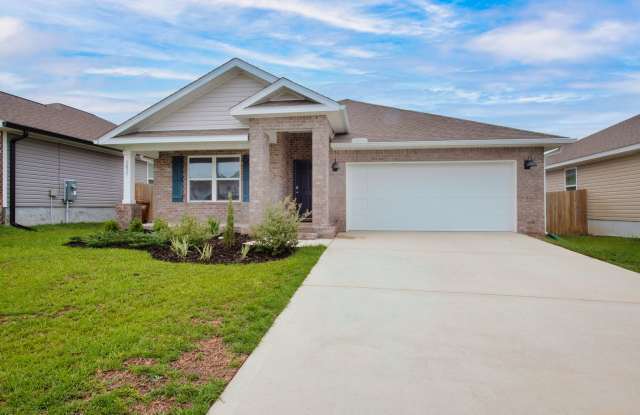 Charming 4-Bed Retreat Minutes From It All photos photos