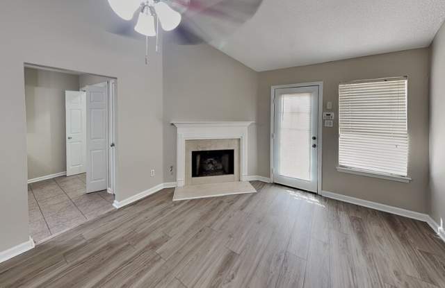 1633 Dexter Ln Gallery 2