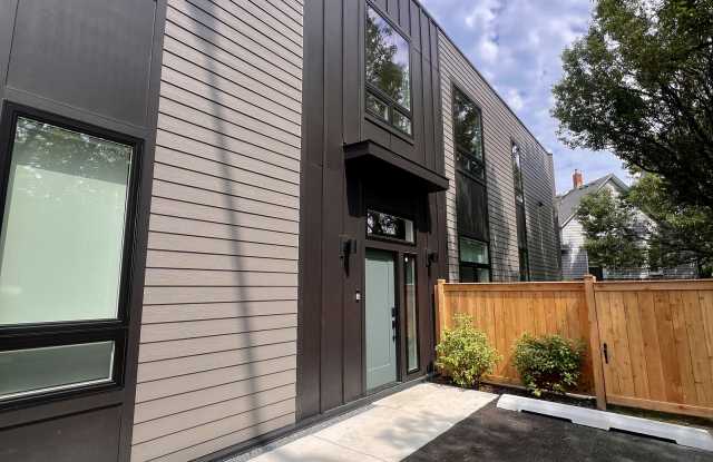 3947 West Dakin Street photos photos