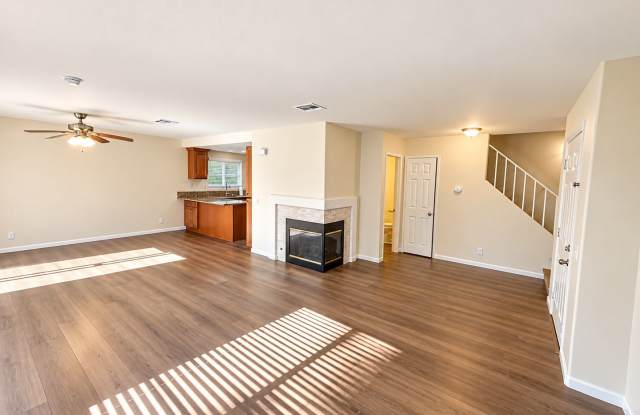 2538 Sundial Dr. #B Gallery 4