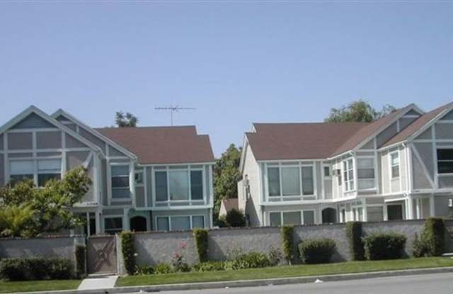 Moorpark Apartments Gallery 3
