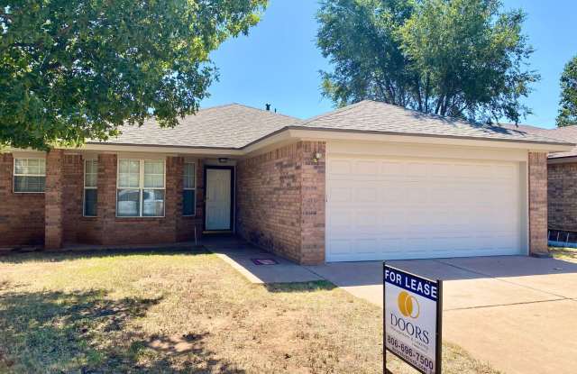 Pre-Leasing for August 2026! Cute Three Bedroom in South Lubbock! photos photos