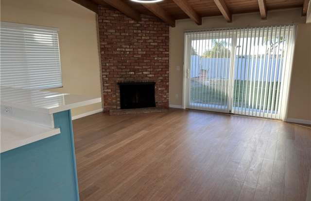 700 La Presa Drive Gallery 4