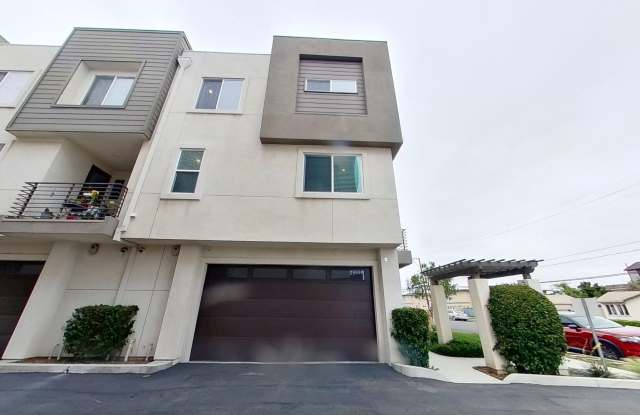 7213 21st Street - Modern 3 Story 3 Bed 3 Bath Townhome in Westminster! photos photos