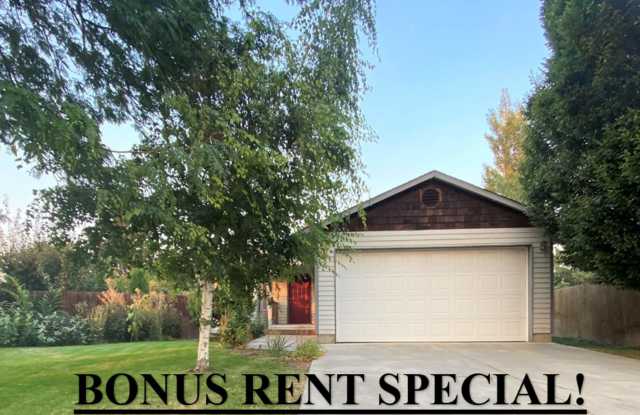 BONUS RENT SPECIAL! 3 Bed on Cul-de-sac with Great Backyard and Lawn Service! photos photos