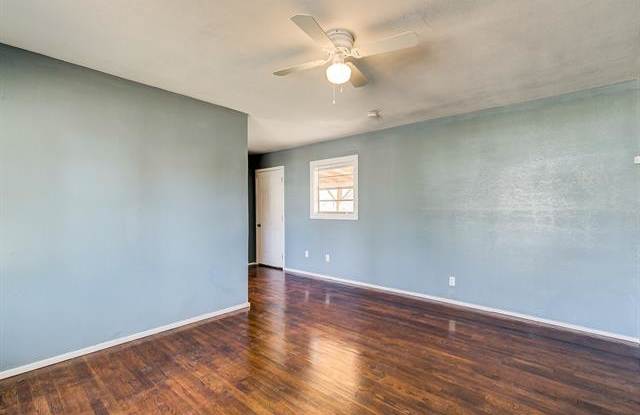 1836 Carver Avenue Gallery 4