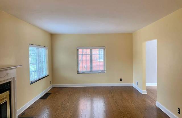 1914 Trevilian Way Gallery 4