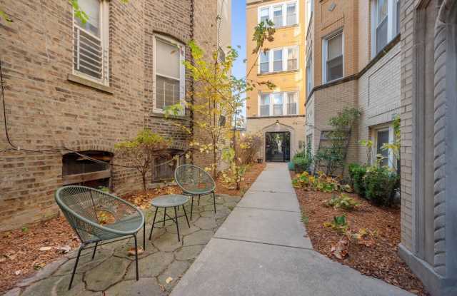 1432 N Maplewood Avenue photos photos