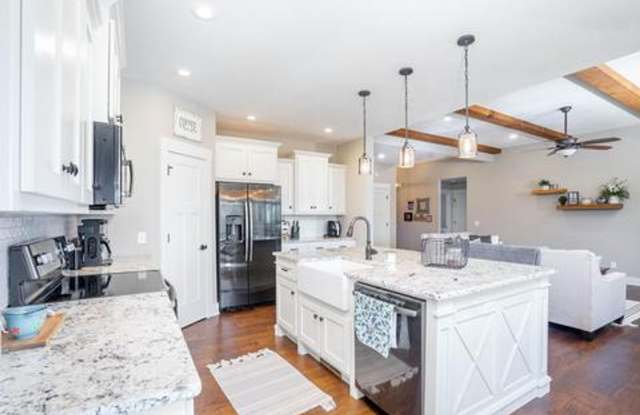 Modern 4 bedroom 3 bath 3 car garage in battlefield.-COMING SOON photos photos