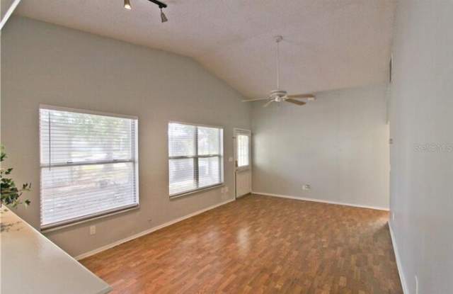 3227 Wickham Avenue Gallery 3