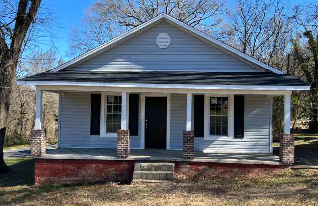 Statesville Area - 2 BR / 1 BA - 505 South Elm Street, Statesville, NC 28677 Statesville Area - 2 BR / 1 BA - 505 South Elm Street, Statesville, NC 28677