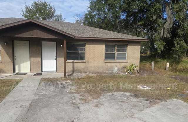 2936 8 Iron Dr - 2936 8 Iron Drive, Crystal Lake, FL 33801