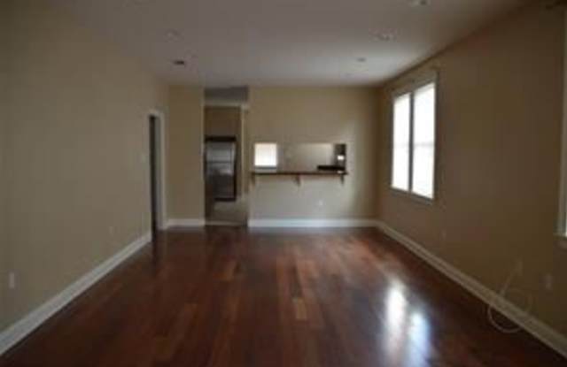 5835 Louis XIV St. Gallery 2