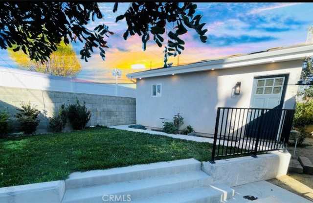 9428 Crebs Avenue 1/2 - 9428 Crebs Avenue, Los Angeles, CA 91324