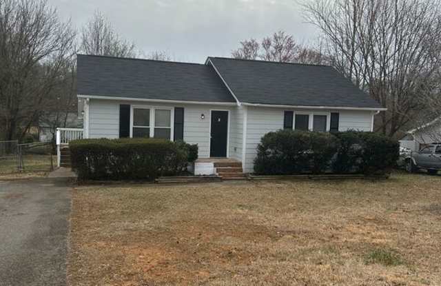 1676 Guilford Dr - 1676 Guilford Drive, Winston-Salem, NC 27127 1676 Guilford Dr - 1676 Guilford Drive, Winston-Salem, NC 27127