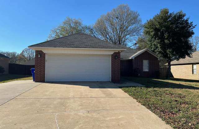 1235 Trenton - 1235 Trenton Drive, Conway, AR 72034