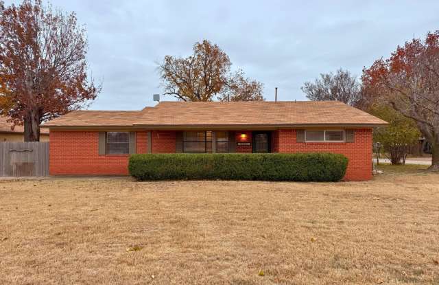 3 Bed 1 Bath + Garage/Workshop On Corner Lot photos photos