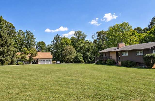 Split-Foyer Crozet Home On 2.7 Acres Gallery 3
