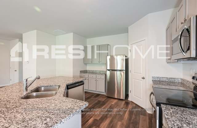 9223 Golfview Circle Gallery 2