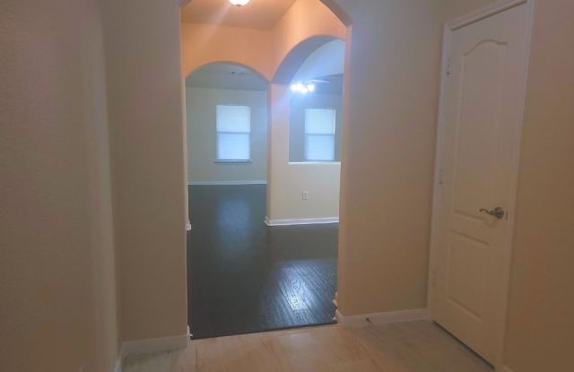 12610 COURSE VIEW DR Gallery 2