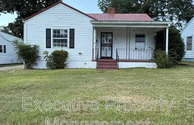 4912 Court I Gallery 1