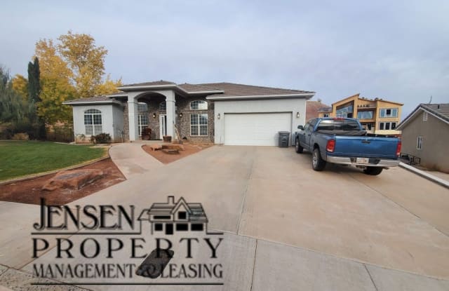 1834 West Grandview Drive - 1834 W Grand View Dr, St. George, UT 84770