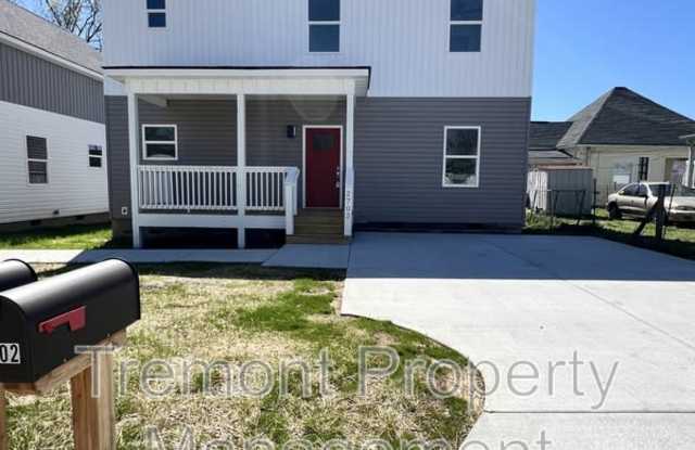 2702 East 39th Street photos photos