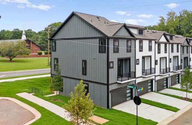 1507 Rocky River Road West Gallery 4